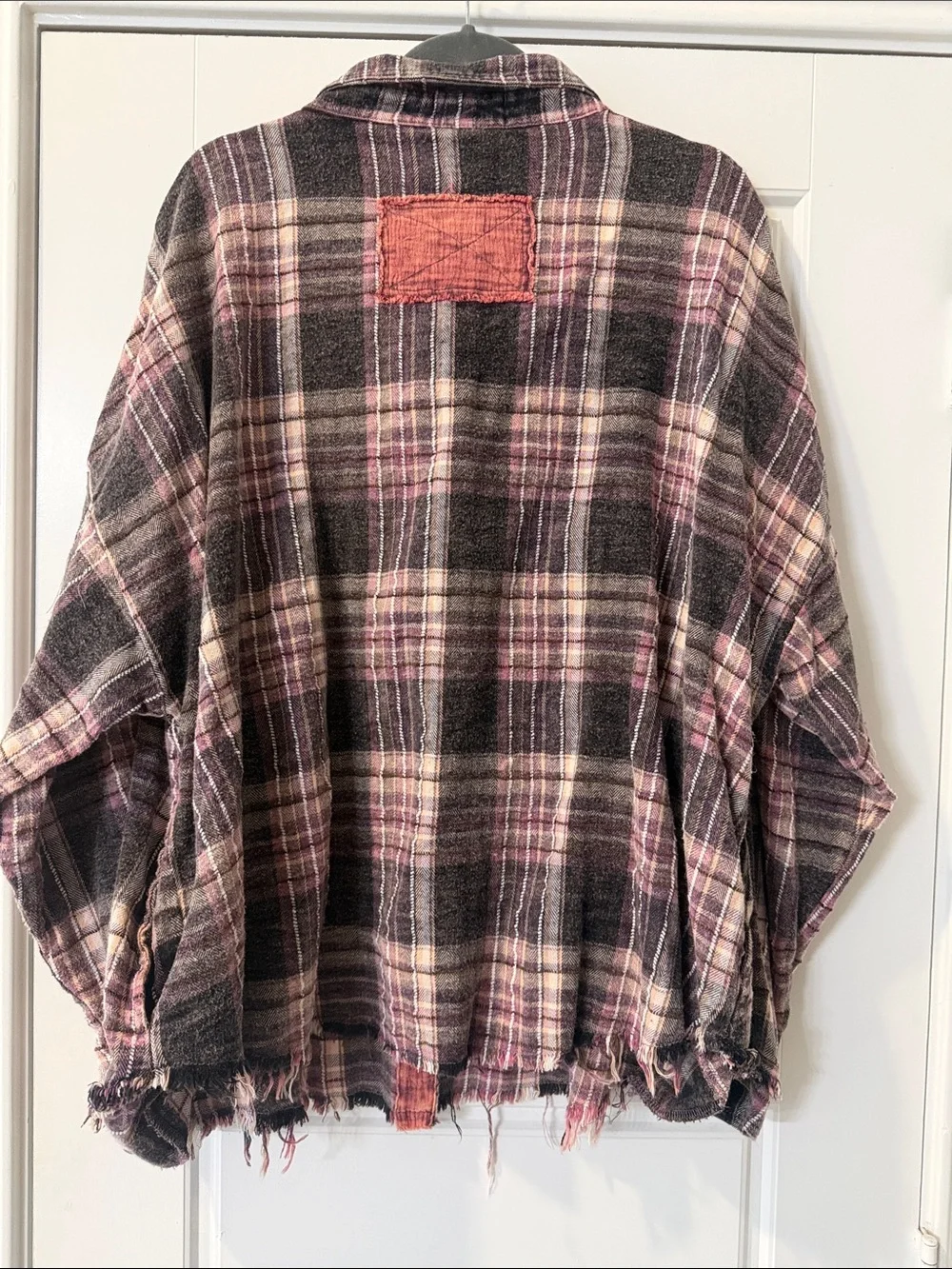 Oli & Hali Multicolor Plaid Button-Down Shirt with Star Appliqué - Picture 4 of 4